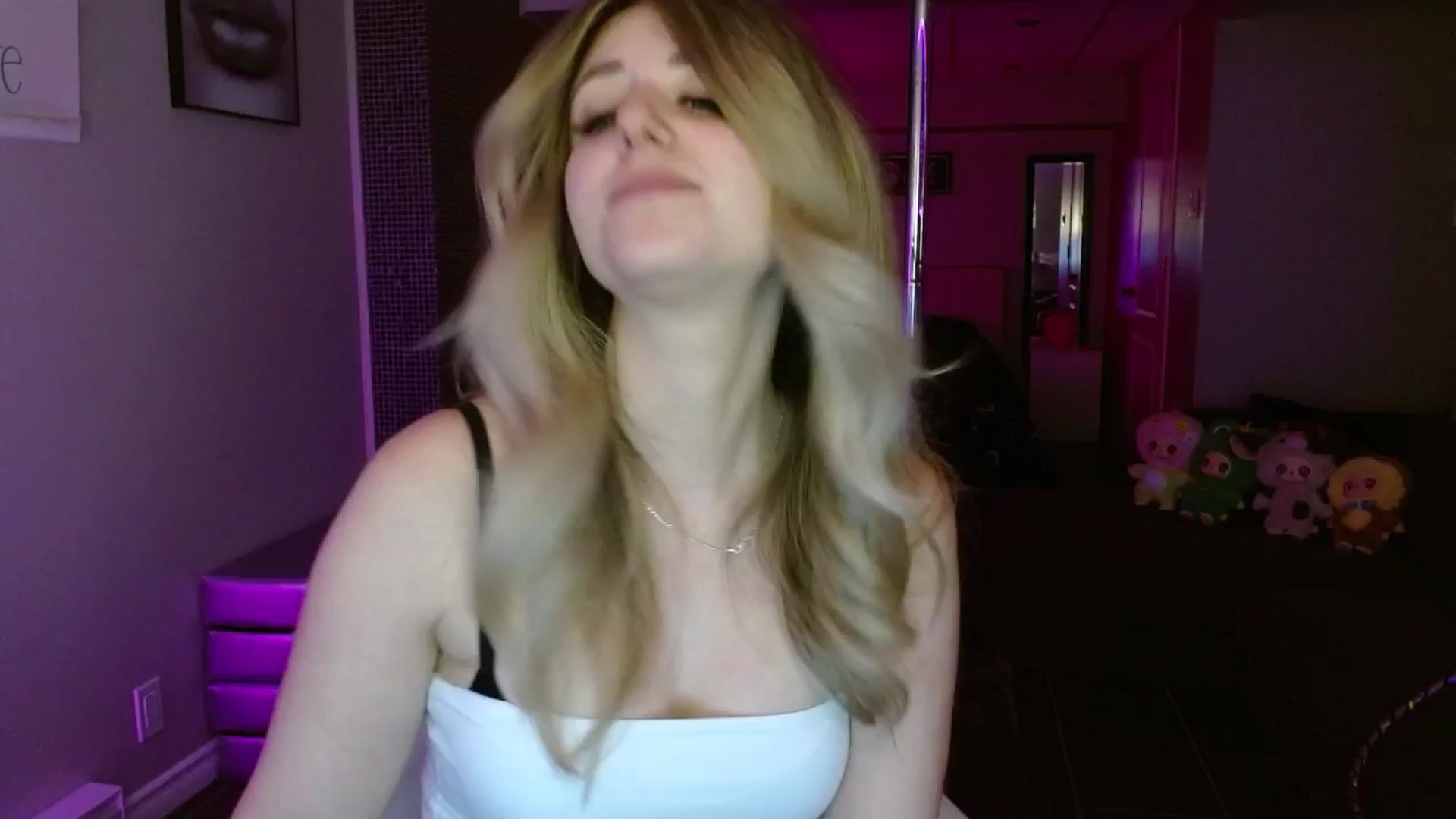 Gallery image thumbnail from Serafina's myfreecams stream on, 06/29/2025, 07:24 image 5 of 20