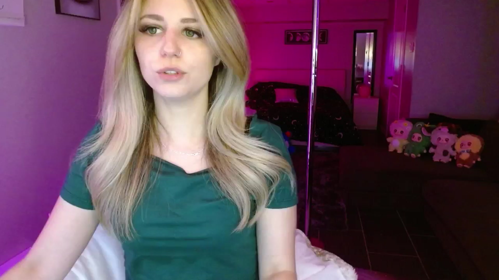 Gallery image thumbnail from Serafina's myfreecams stream on, 06/30/2025, 04:41 image 4 of 20