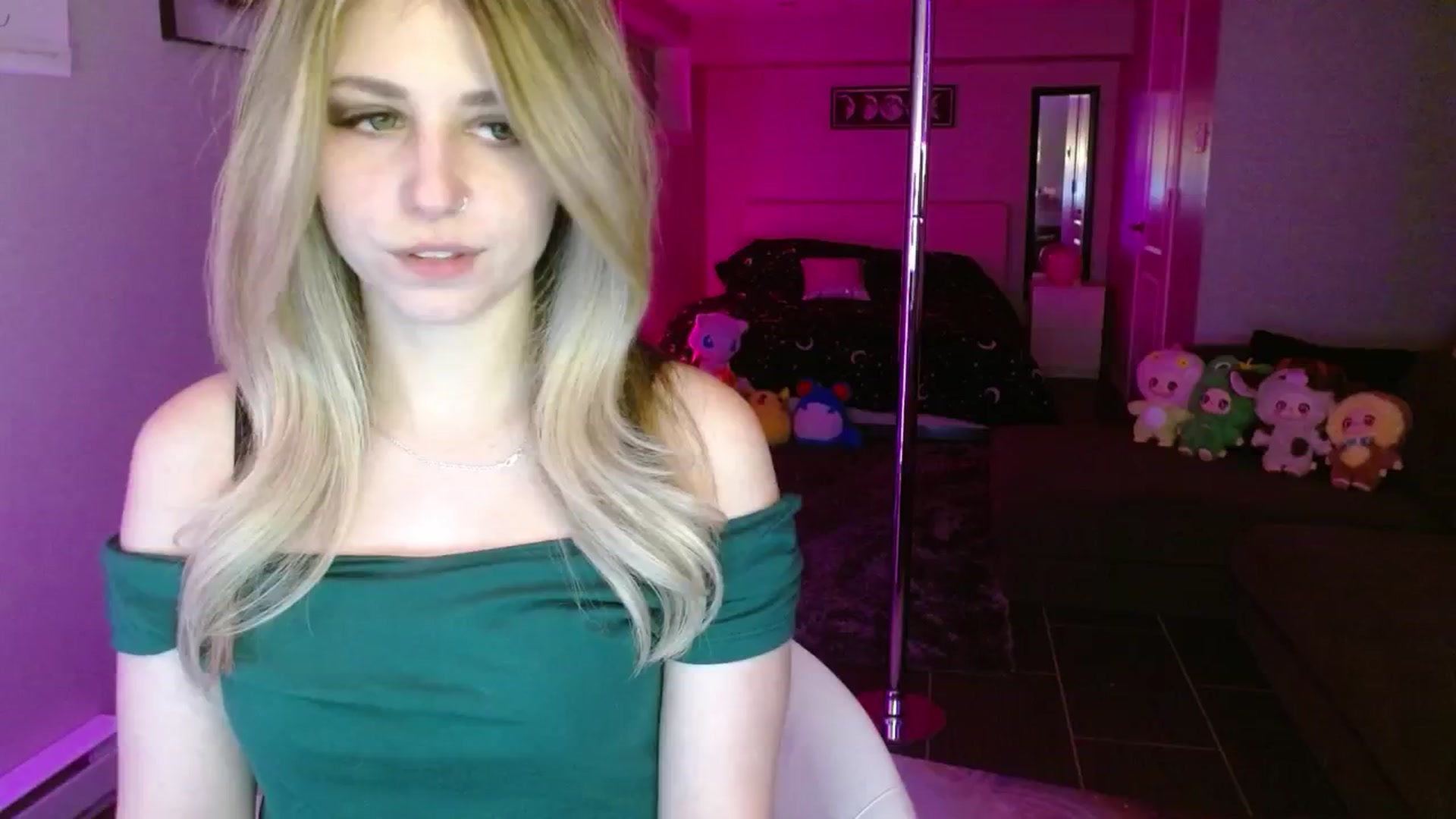 Gallery image thumbnail from Serafina's myfreecams stream on, 06/30/2025, 04:41 image 18 of 20