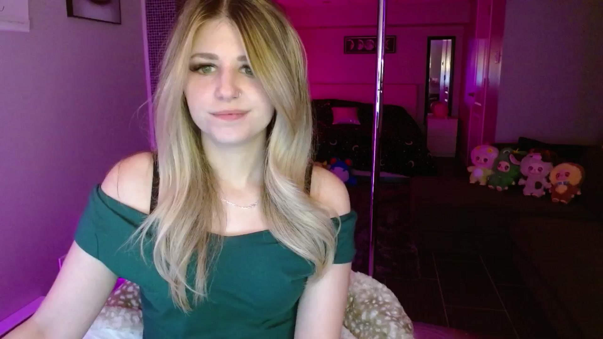 Gallery image thumbnail from Serafina's myfreecams stream on, 06/30/2025, 04:41 image 9 of 20