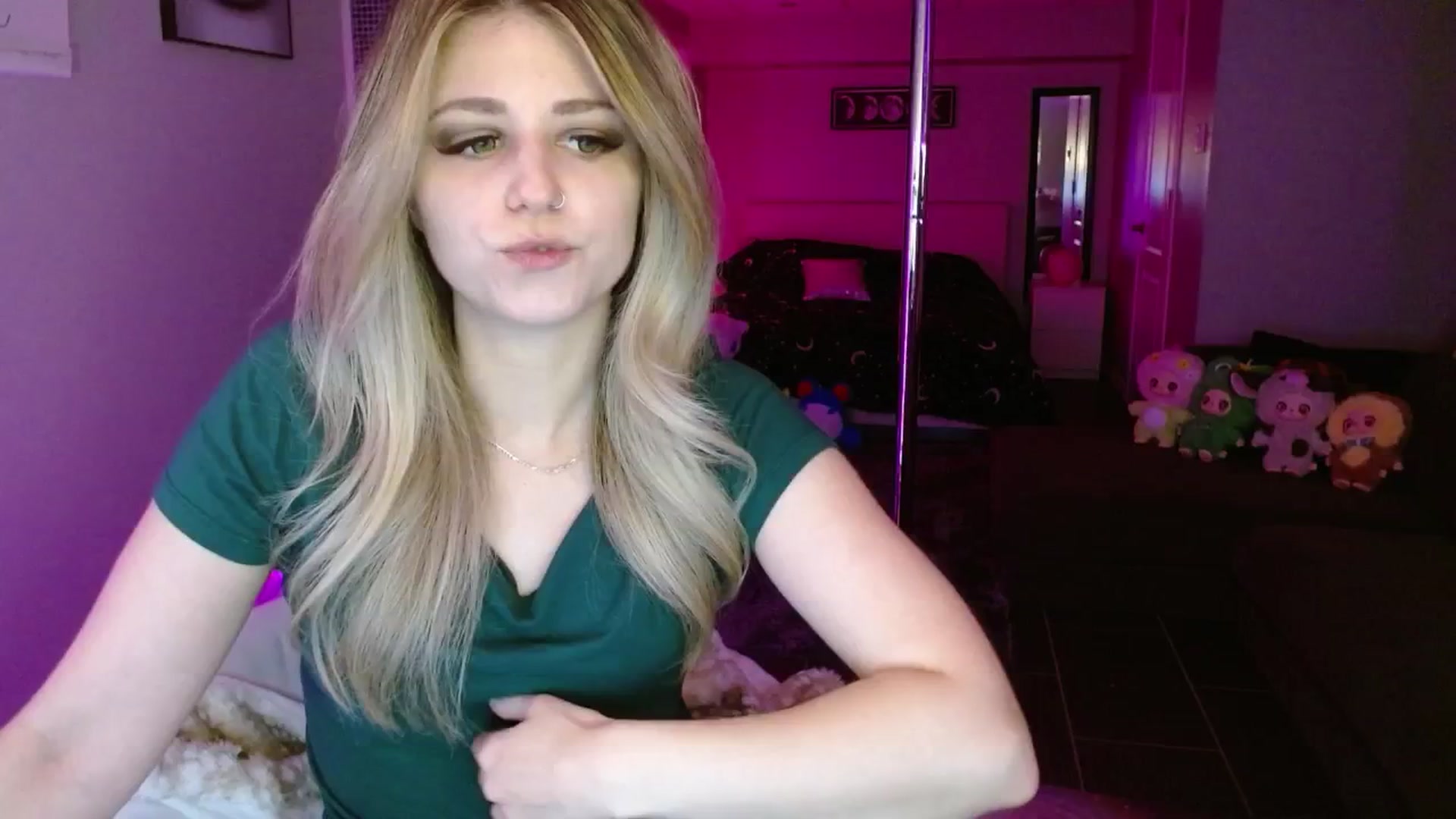 Gallery image thumbnail from Serafina's myfreecams stream on, 06/30/2025, 04:41 image 5 of 20