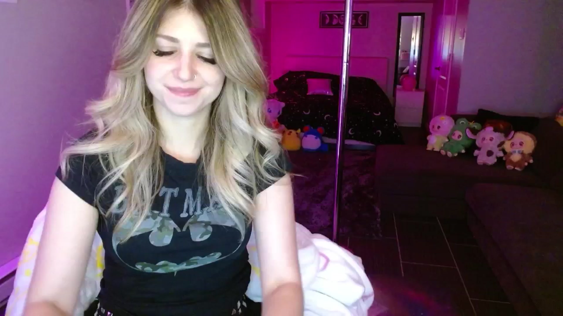 Gallery image thumbnail from Serafina's myfreecams stream on, 07/09/2025, 05:34 image 7 of 20