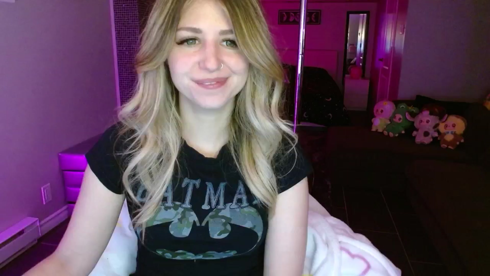 Gallery image thumbnail from Serafina's myfreecams stream on, 07/09/2025, 05:34 image 12 of 20
