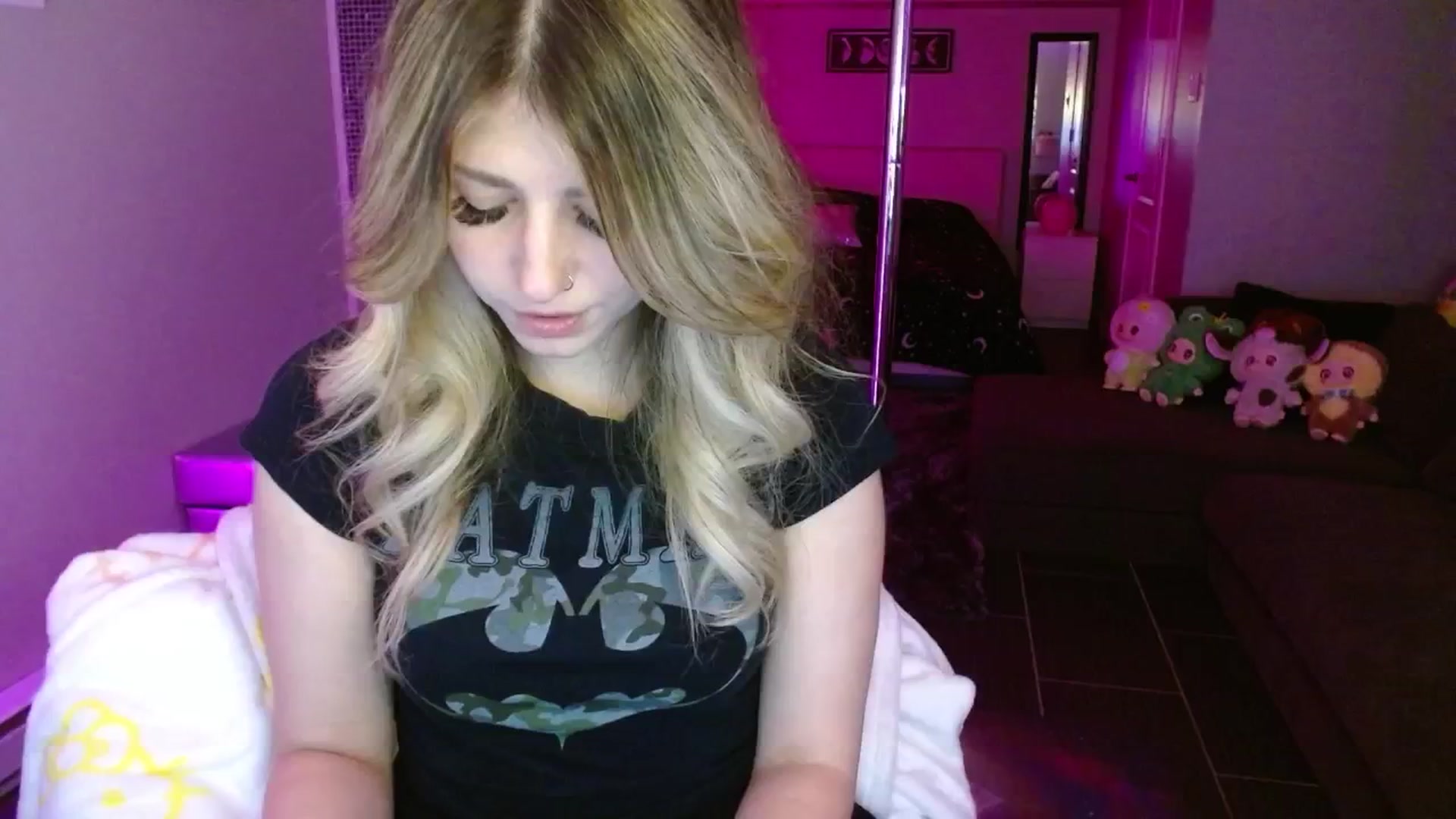 Gallery image thumbnail from Serafina's myfreecams stream on, 07/09/2025, 05:34 image 5 of 20