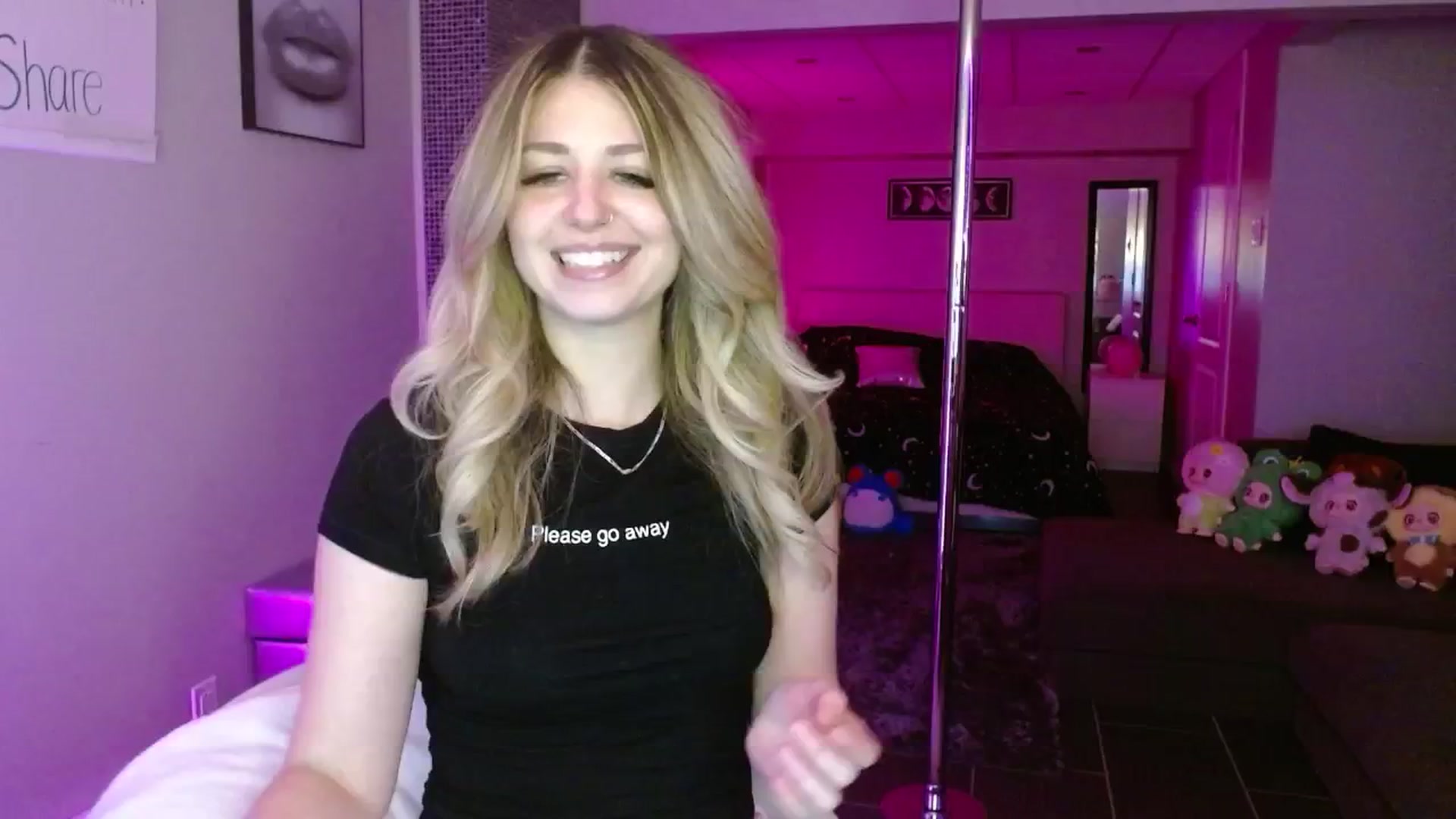 Gallery image thumbnail from Serafina's myfreecams stream on, 07/11/2025, 03:55 image 8 of 20