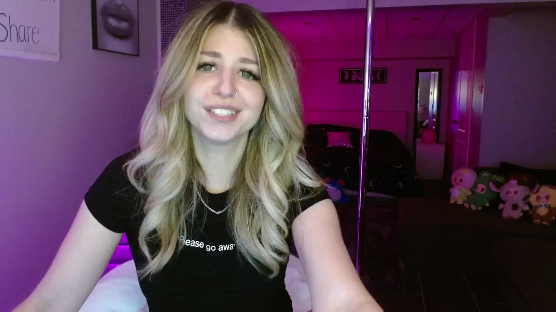 Gallery image thumbnail from Serafina's myfreecams stream on, 07/11/2025, 03:55 image 9 of 20