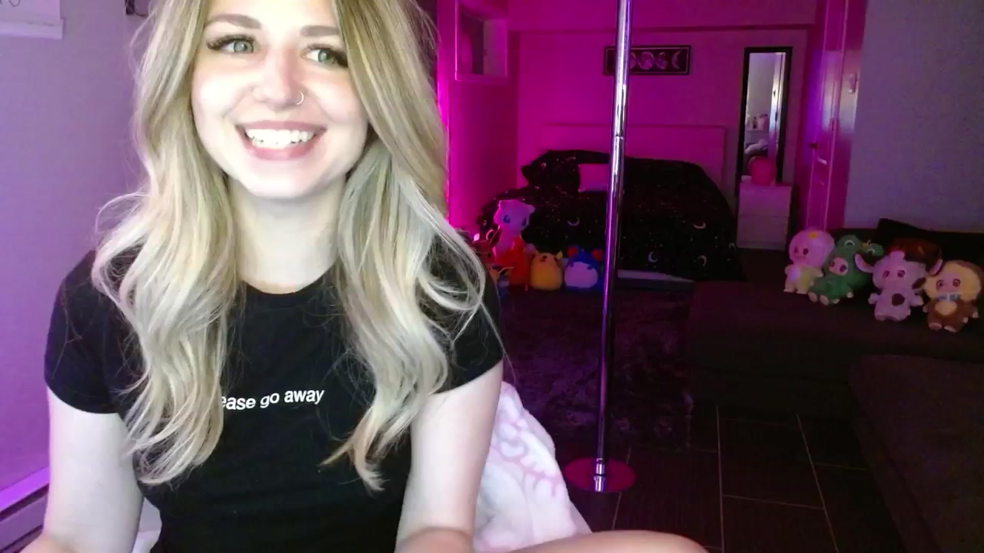 Gallery image thumbnail from Serafina's myfreecams stream on, 07/11/2025, 06:53 image 15 of 20