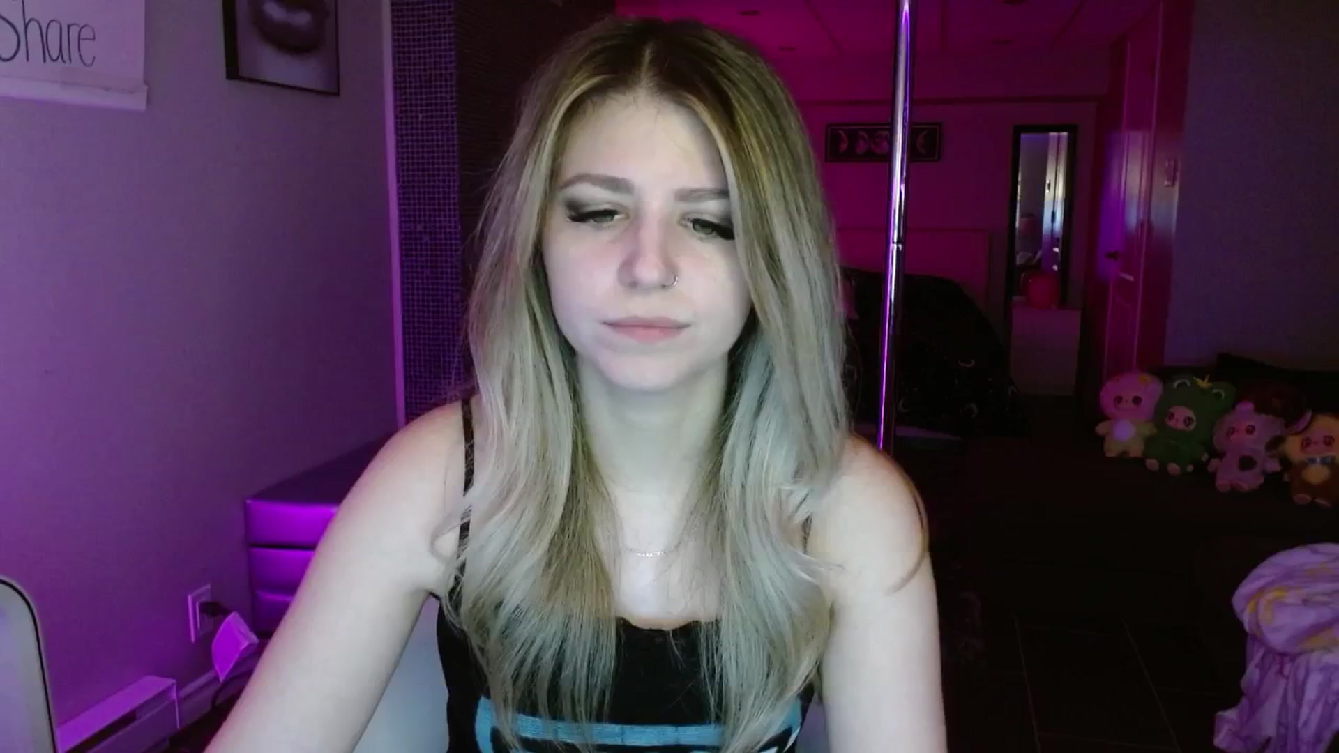 Gallery image thumbnail from Serafina's myfreecams stream on, 07/14/2025, 03:39 image 16 of 20