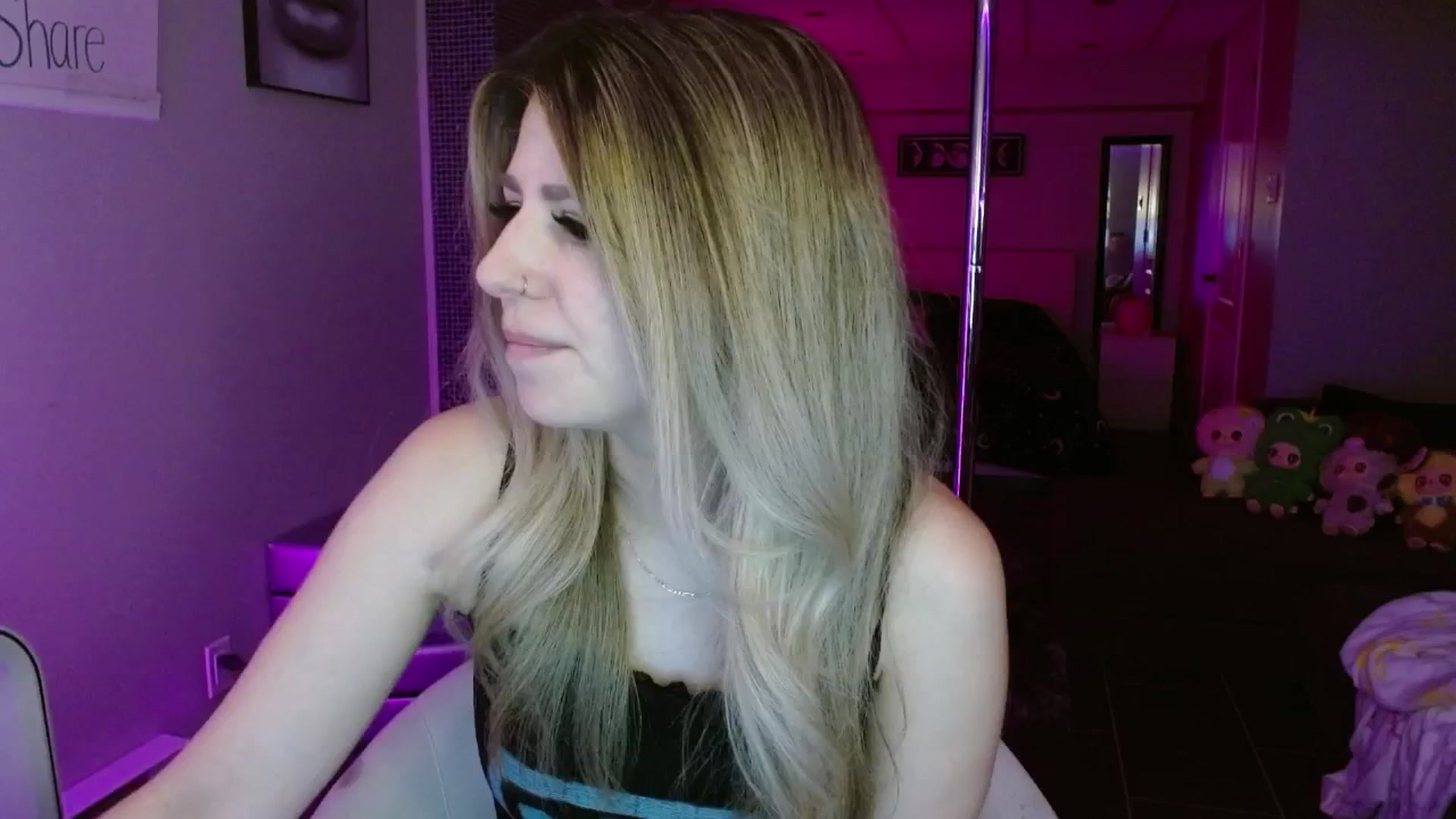 Gallery image thumbnail from Serafina's myfreecams stream on, 07/14/2025, 03:39 image 2 of 20