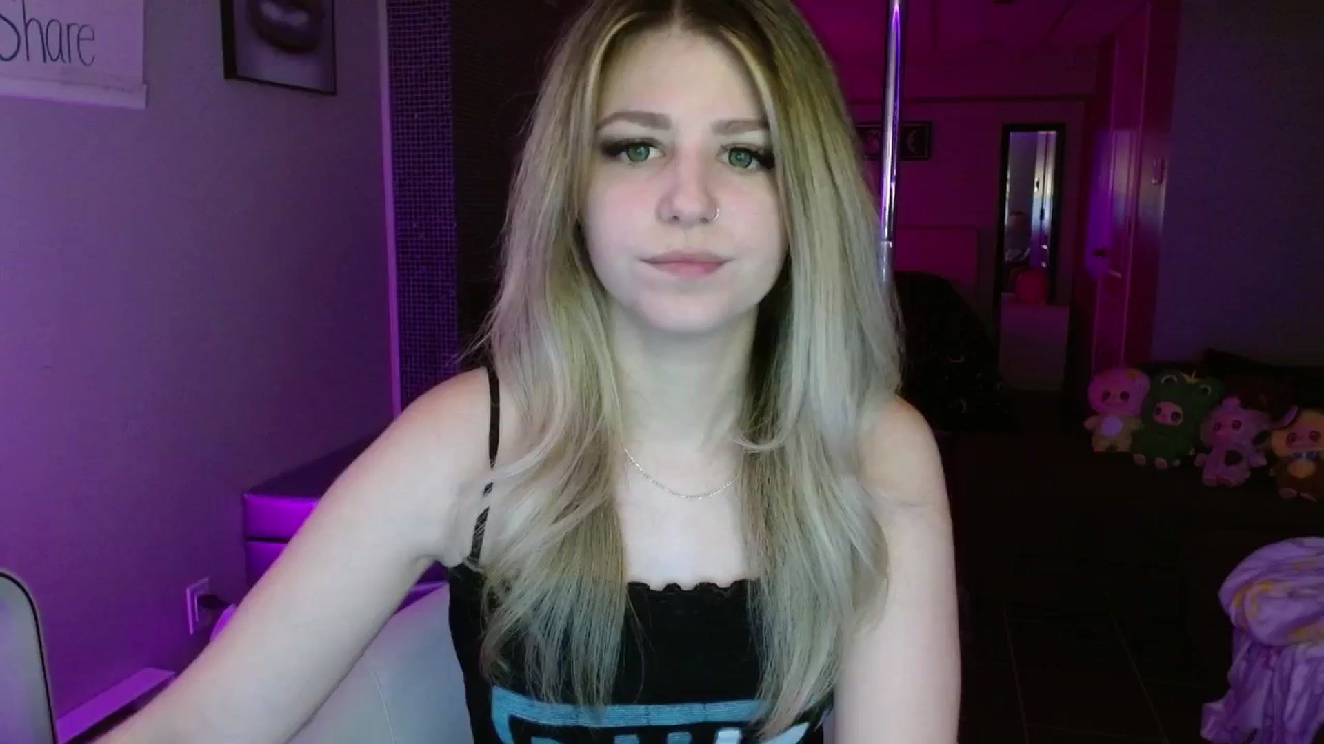 Gallery image thumbnail from Serafina's myfreecams stream on, 07/14/2025, 03:39 image 1 of 20