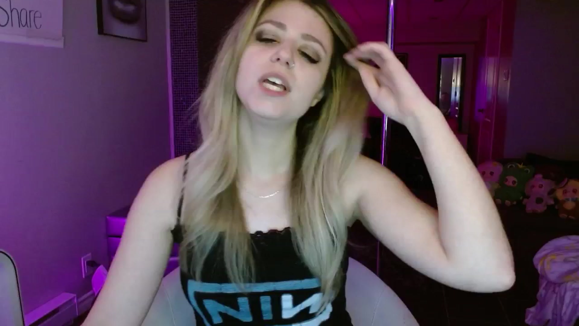 Gallery image thumbnail from Serafina's myfreecams stream on, 07/14/2025, 03:39 image 4 of 20