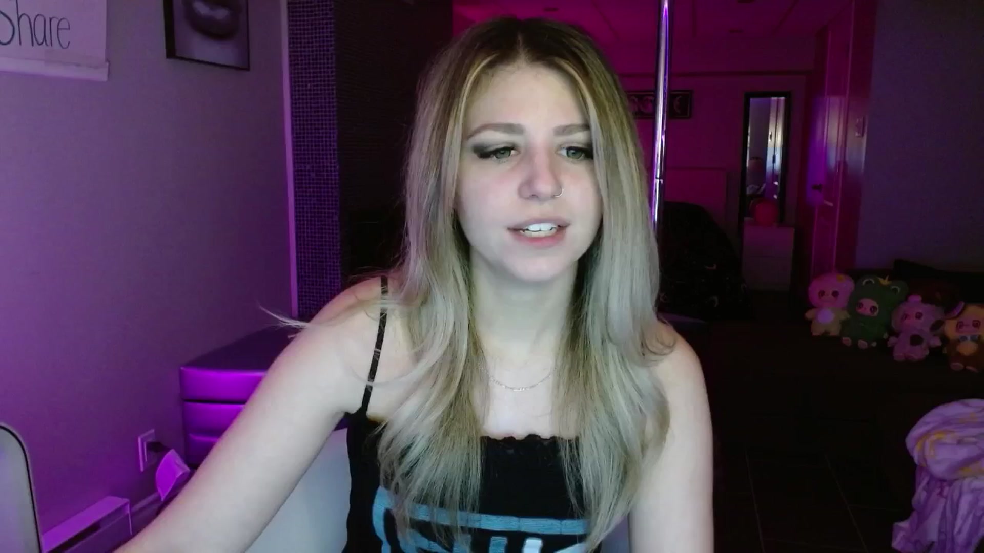 Gallery image thumbnail from Serafina's myfreecams stream on, 07/14/2025, 03:39 image 14 of 20