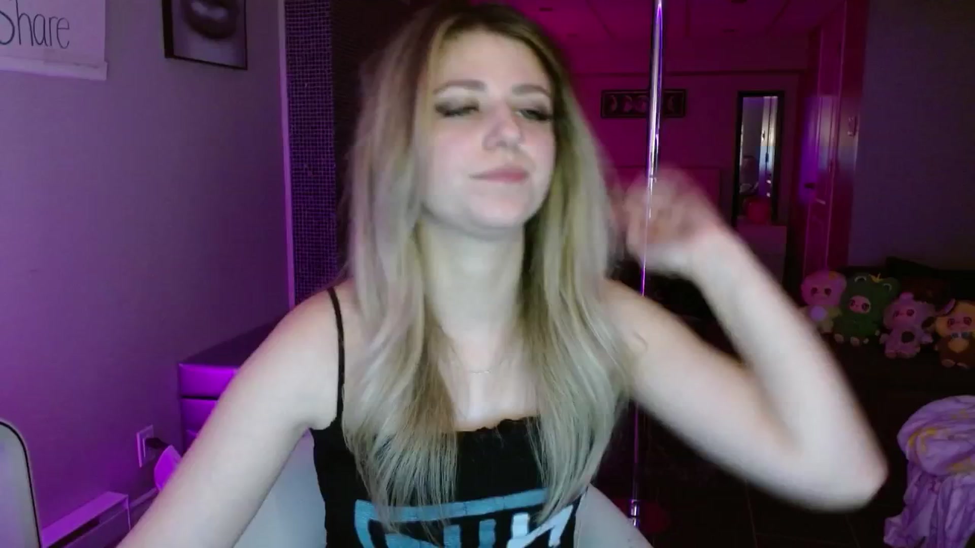 Gallery image thumbnail from Serafina's myfreecams stream on, 07/14/2025, 03:39 image 20 of 20