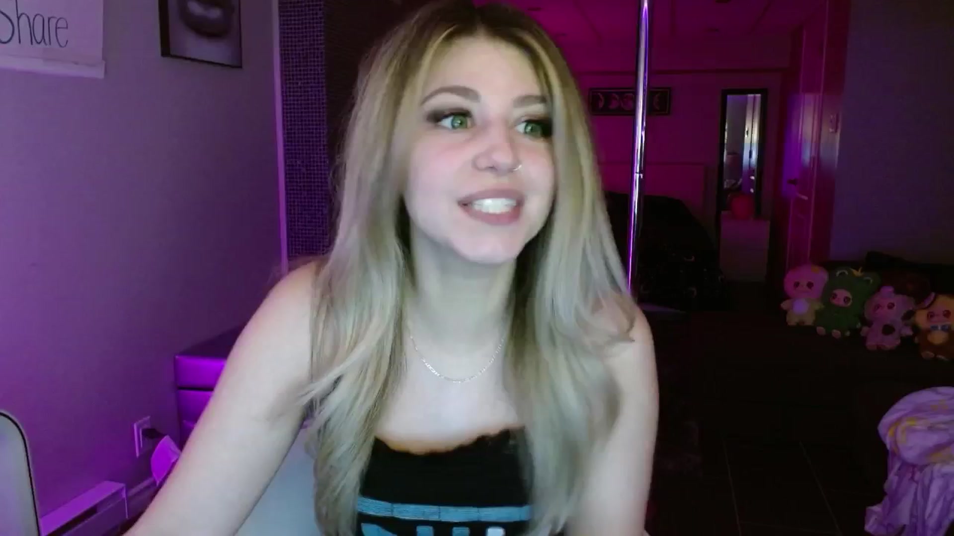 Gallery image thumbnail from Serafina's myfreecams stream on, 07/14/2025, 03:39 image 12 of 20