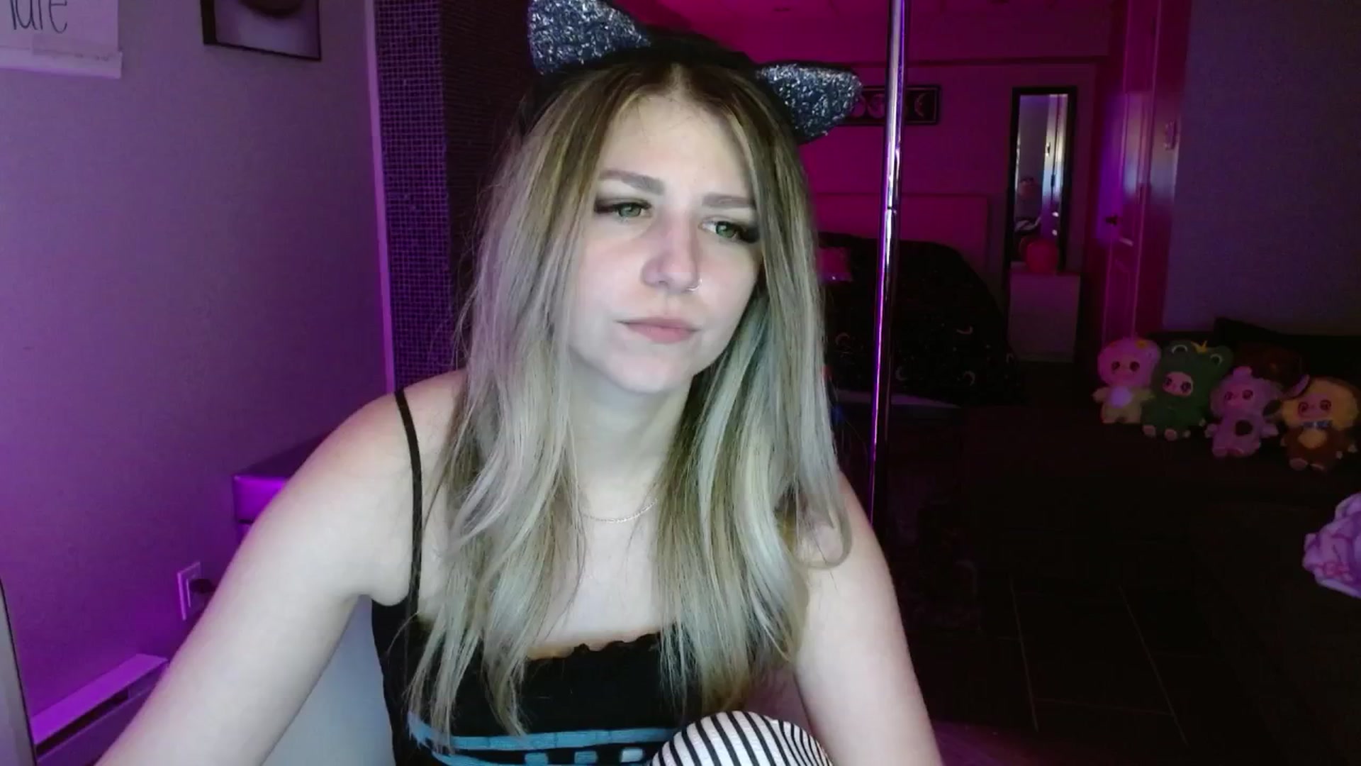 Gallery image thumbnail from Serafina's myfreecams stream on, 07/14/2025, 06:15 image 5 of 20