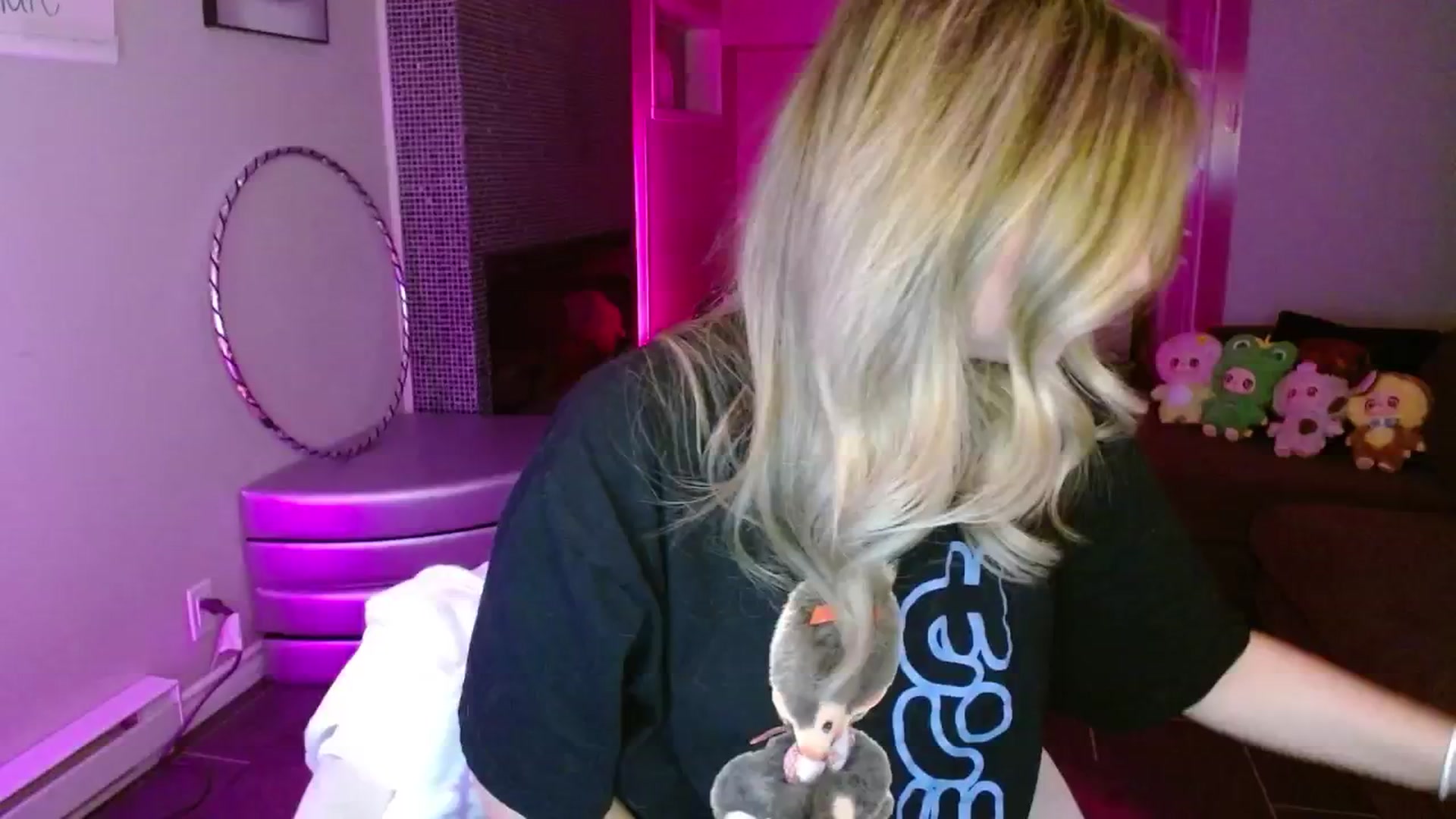 Gallery image thumbnail from Serafina's myfreecams stream on, 07/21/2025, 04:13 image 3 of 20