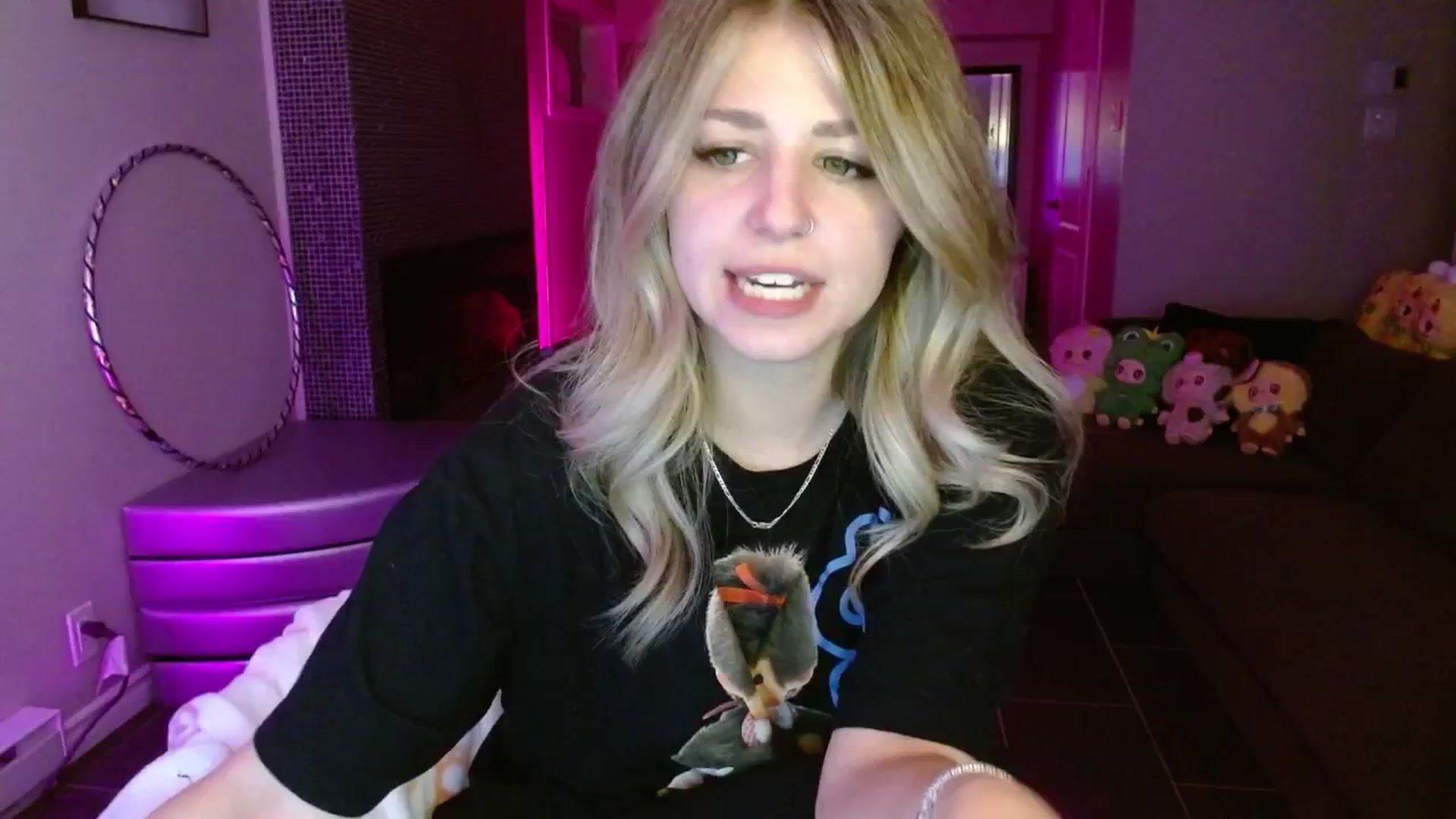 Gallery image thumbnail from Serafina's myfreecams stream on, 07/21/2025, 04:13 image 8 of 20
