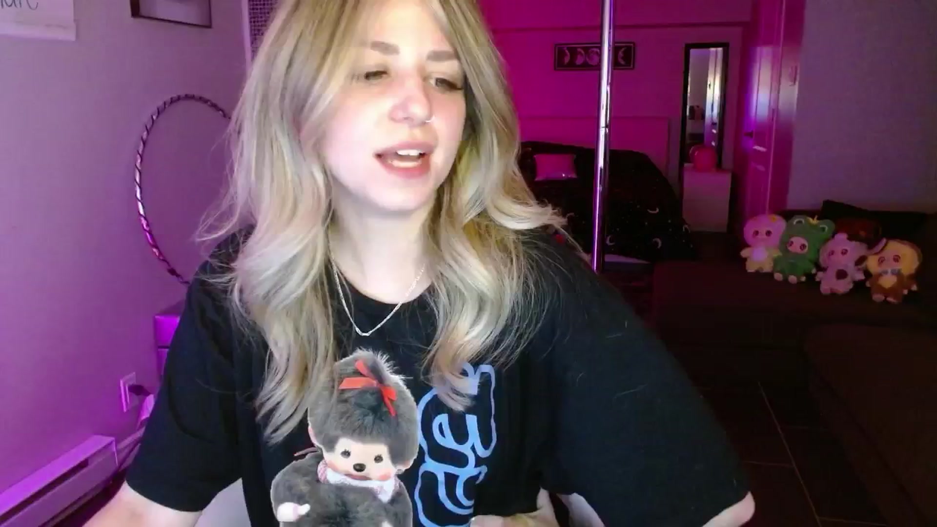 Gallery image thumbnail from Serafina's myfreecams stream on, 07/21/2025, 04:13 image 2 of 20