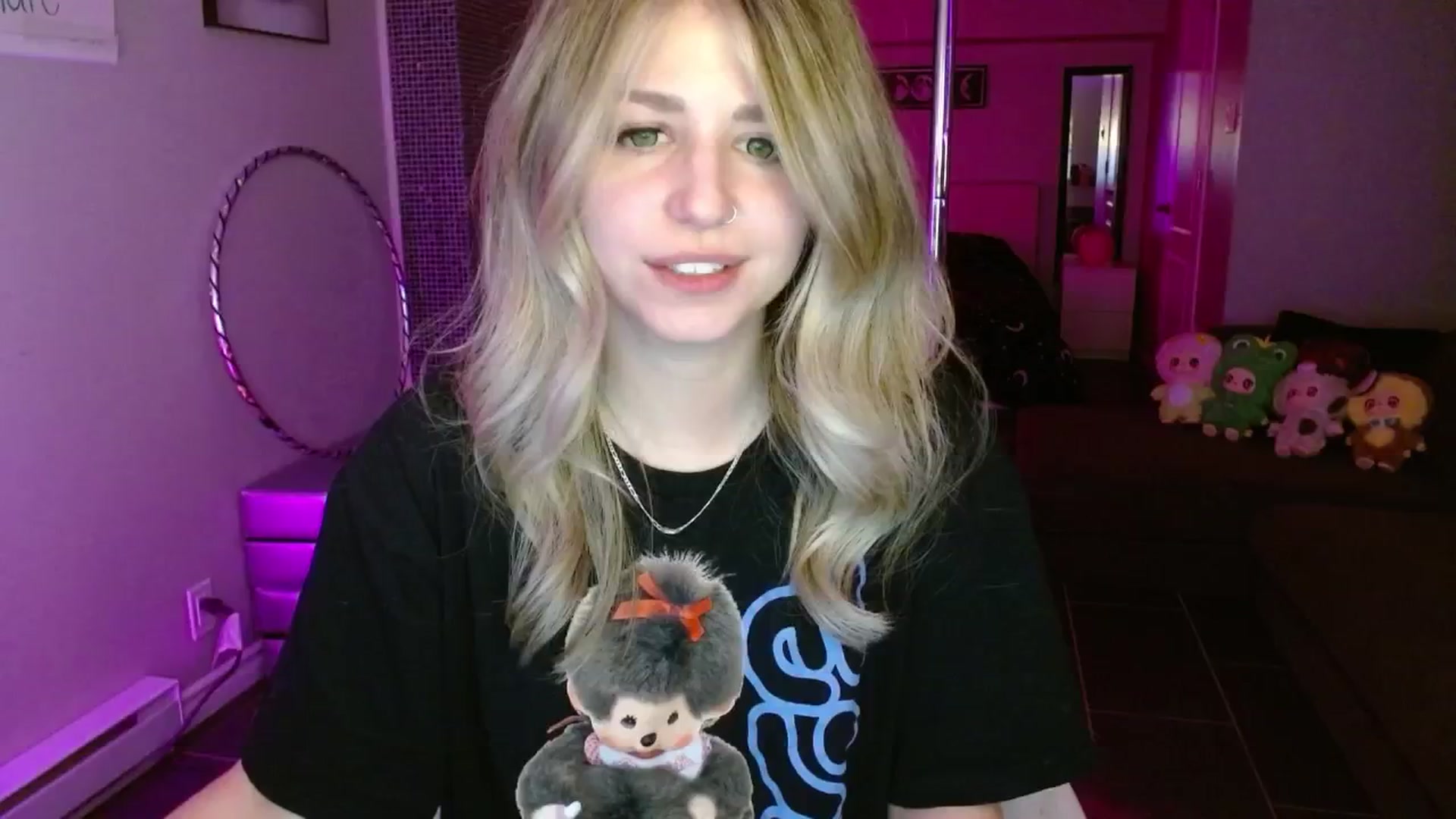 Gallery image thumbnail from Serafina's myfreecams stream on, 07/21/2025, 04:13 image 1 of 20