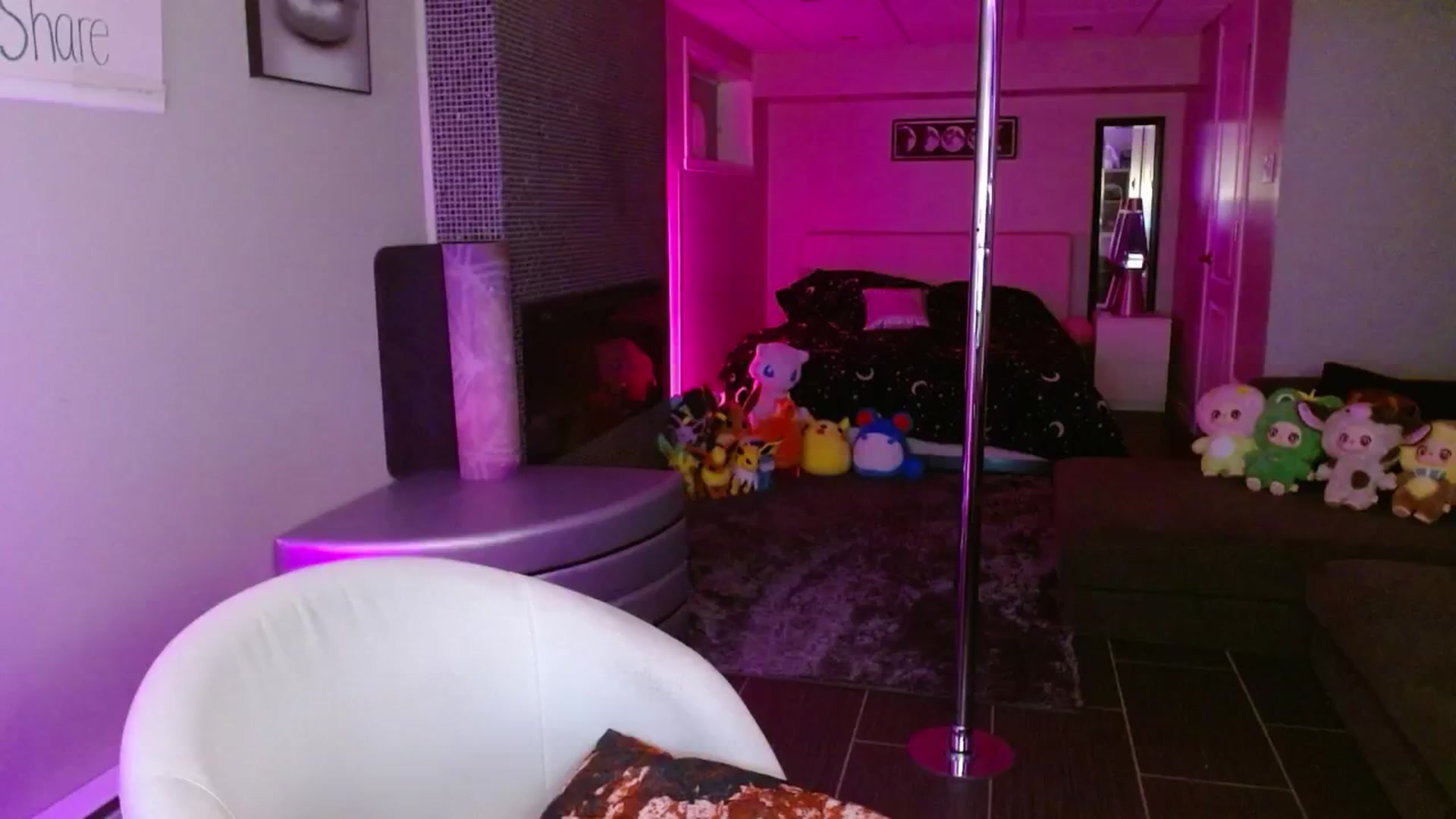 Gallery image thumbnail from Serafina's myfreecams stream on, 07/23/2025, 05:17 image 13 of 20
