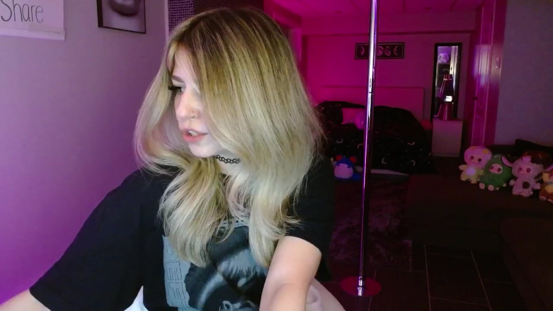 Gallery image thumbnail from Serafina's myfreecams stream on, 08/07/2025, 04:05 image 11 of 20