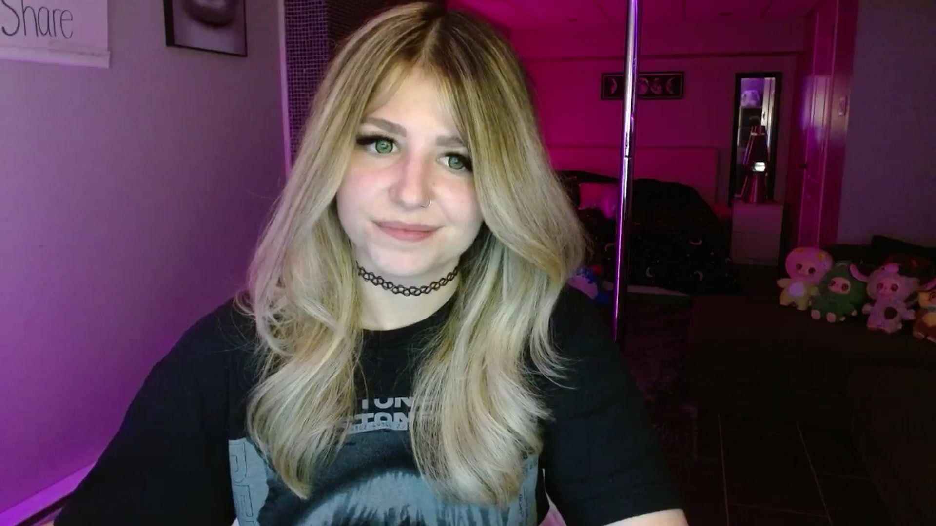 Gallery image thumbnail from Serafina's myfreecams stream on, 08/07/2025, 04:05 image 13 of 20