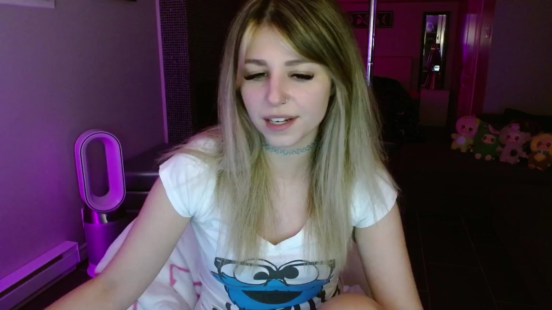 Gallery image thumbnail from Serafina's myfreecams stream on, 08/09/2025, 03:32 image 9 of 20