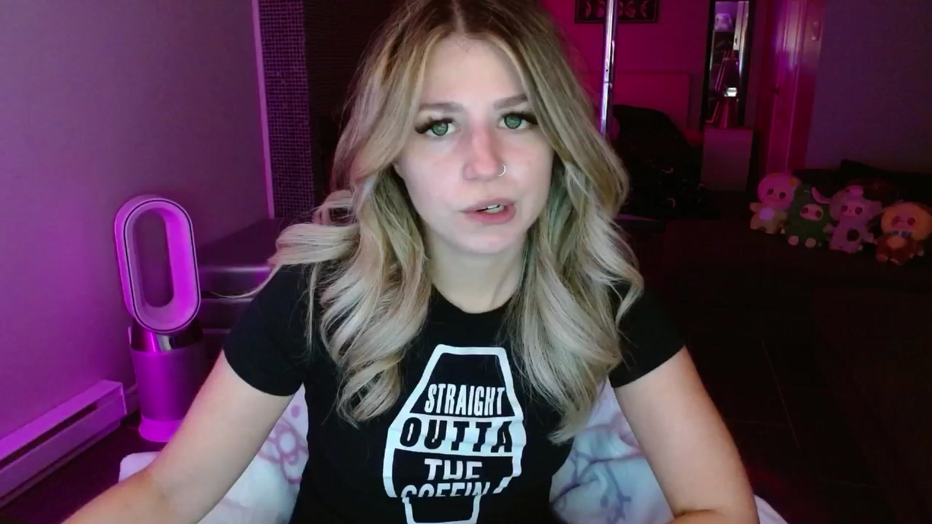 Gallery image thumbnail from Serafina's myfreecams stream on, 08/20/2025, 05:12 image 3 of 20