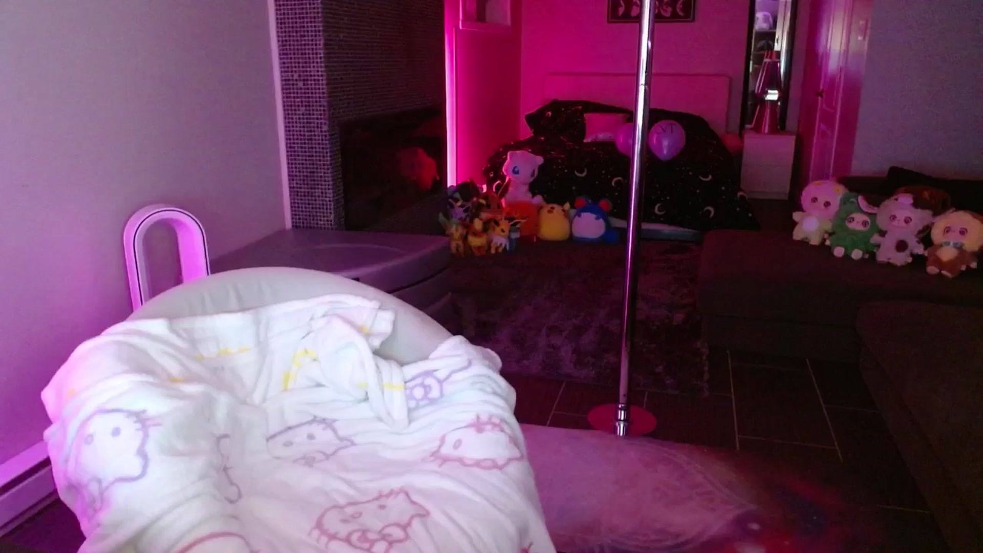 Gallery image thumbnail from Serafina's myfreecams stream on, 08/20/2025, 05:12 image 20 of 20