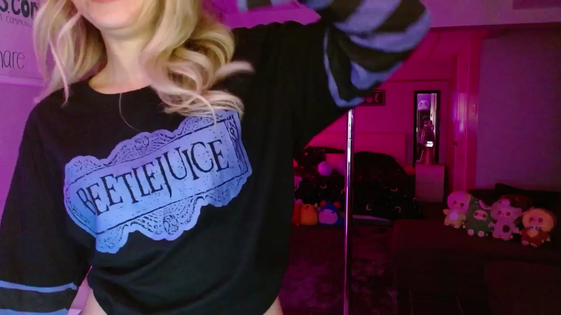 Gallery image thumbnail from Serafina's myfreecams stream on, 08/21/2025, 06:53 image 19 of 20