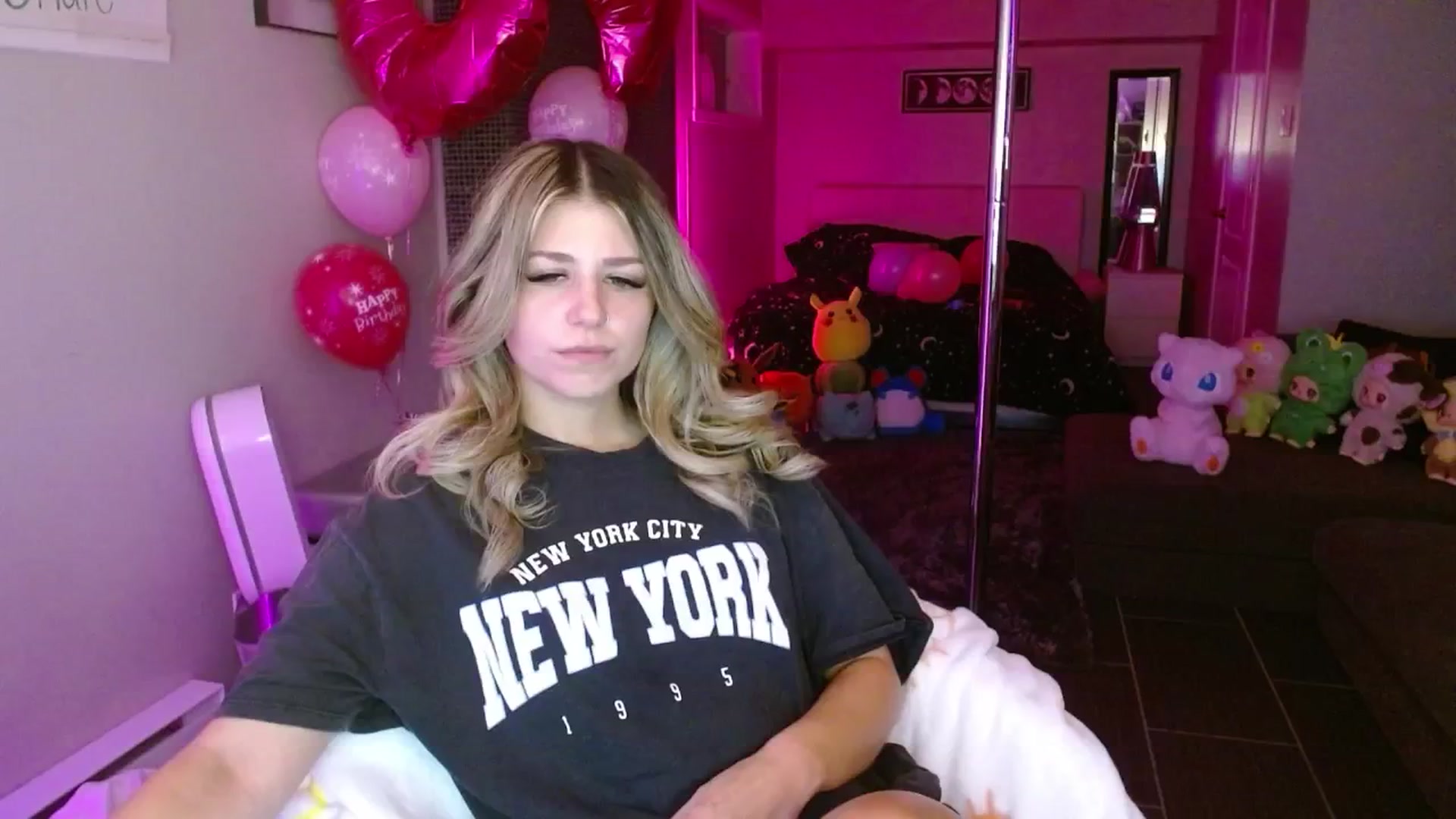 Gallery image thumbnail from Serafina's myfreecams stream on, 09/03/2025, 05:23 image 4 of 20