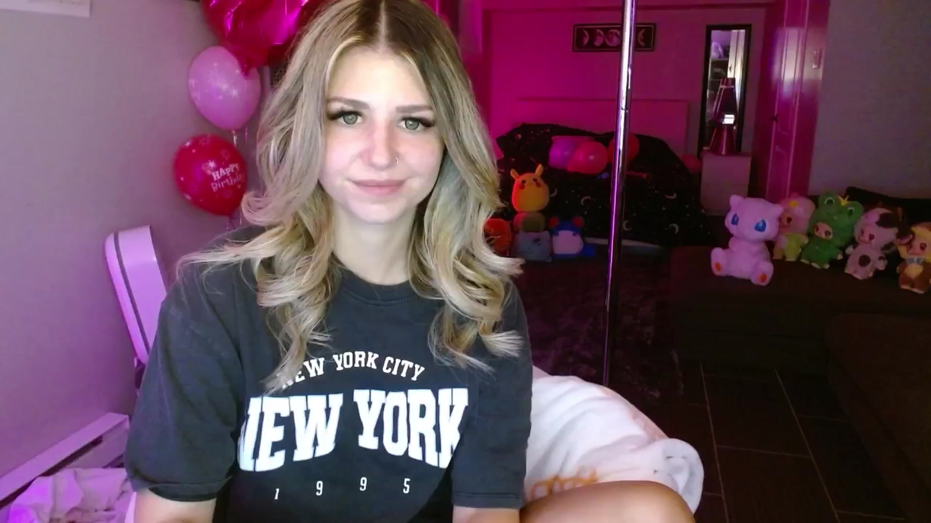 Gallery image thumbnail from Serafina's myfreecams stream on, 09/03/2025, 05:23 image 9 of 20
