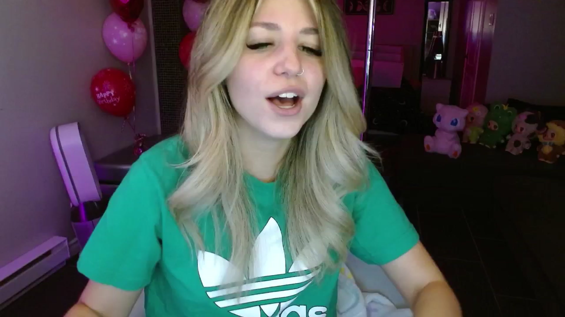 Gallery image thumbnail from Serafina's myfreecams stream on, 09/05/2025, 03:38 image 18 of 20