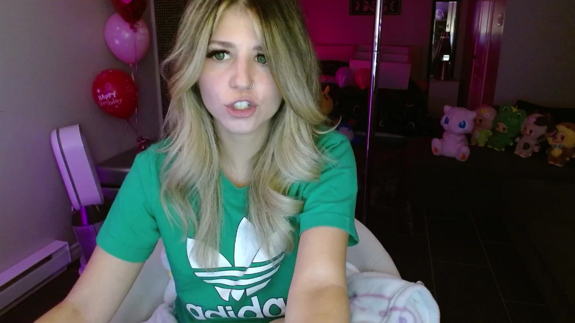 Gallery image thumbnail from Serafina's myfreecams stream on, 09/05/2025, 03:38 image 14 of 20