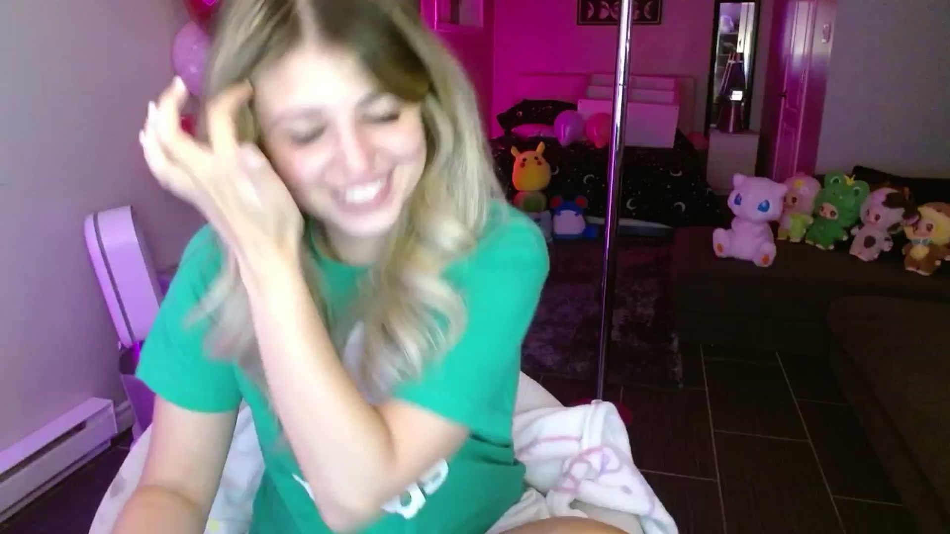 Gallery image thumbnail from Serafina's myfreecams stream on, 09/05/2025, 03:38 image 7 of 20