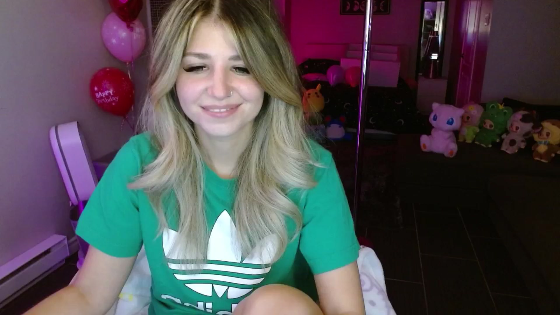 Gallery image thumbnail from Serafina's myfreecams stream on, 09/05/2025, 03:38 image 8 of 20