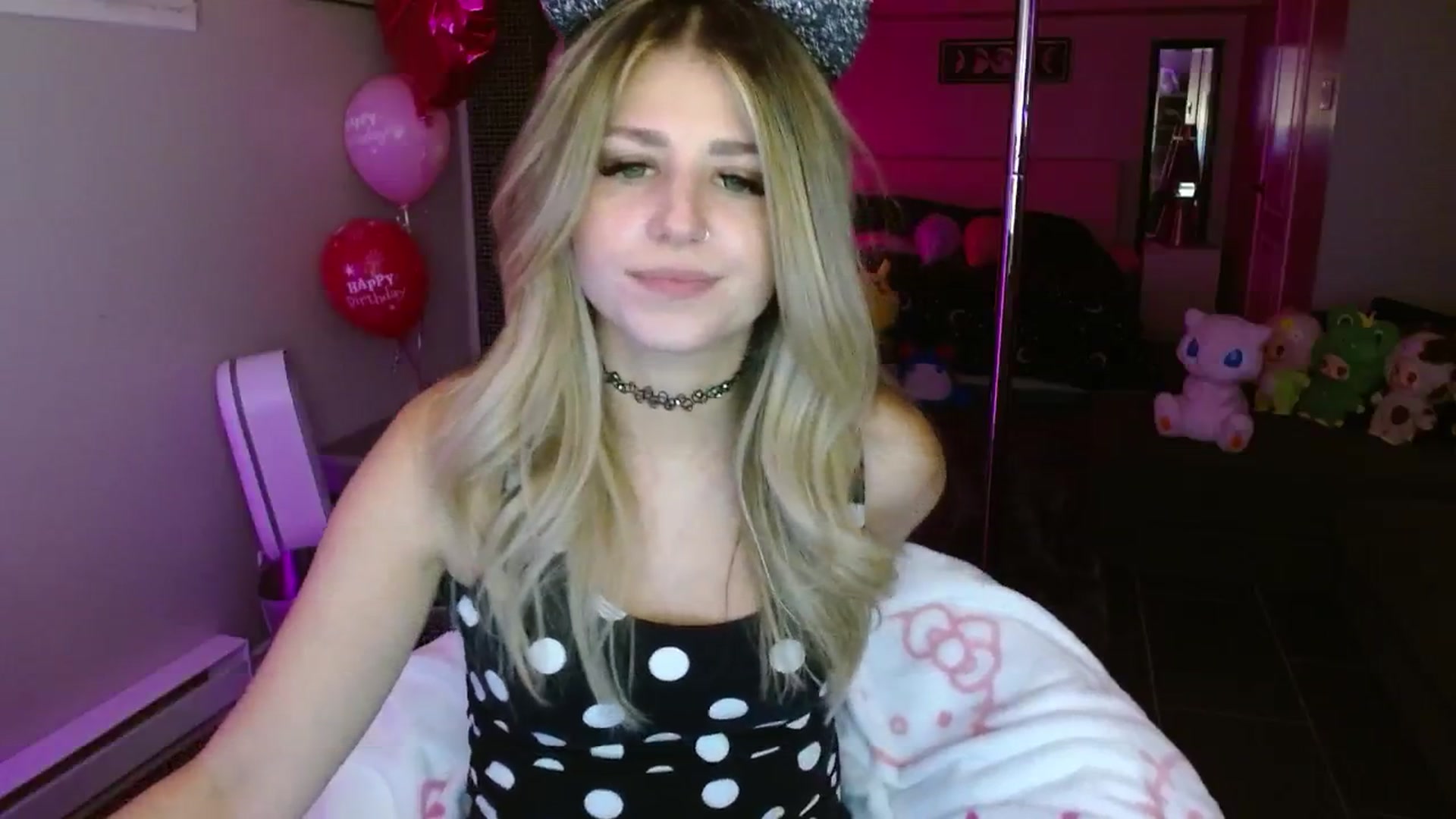 Gallery image thumbnail from Serafina's myfreecams stream on, 09/06/2025, 04:47 image 10 of 20