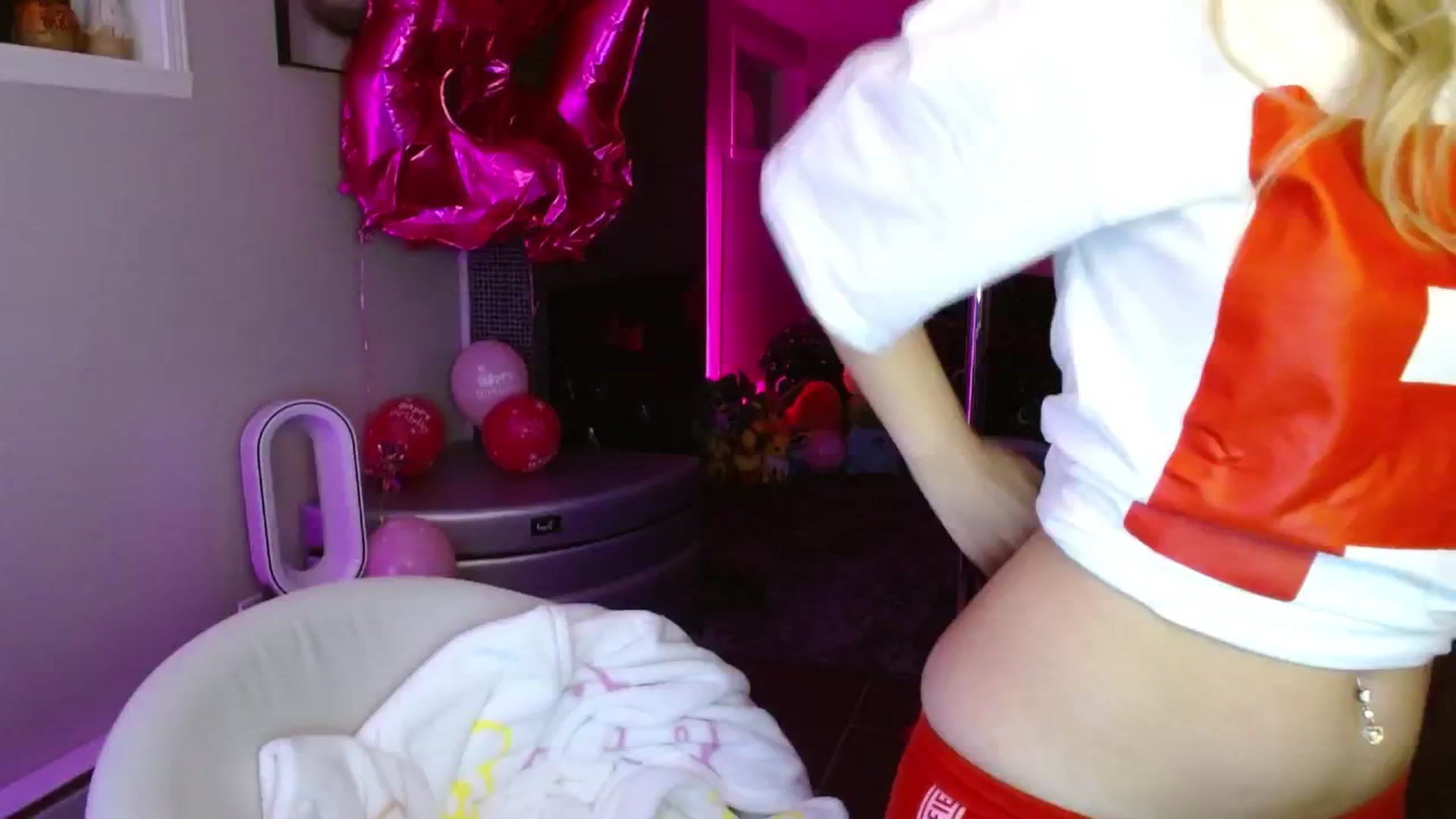 Gallery image thumbnail from Serafina's myfreecams stream on, 09/18/2025, 04:06 image 4 of 20