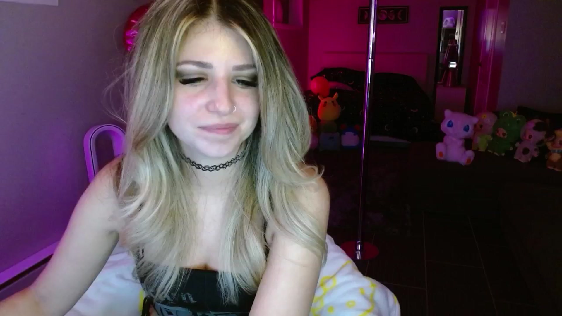 Gallery image thumbnail from Serafina's myfreecams stream on, 09/20/2025, 05:06 image 12 of 20