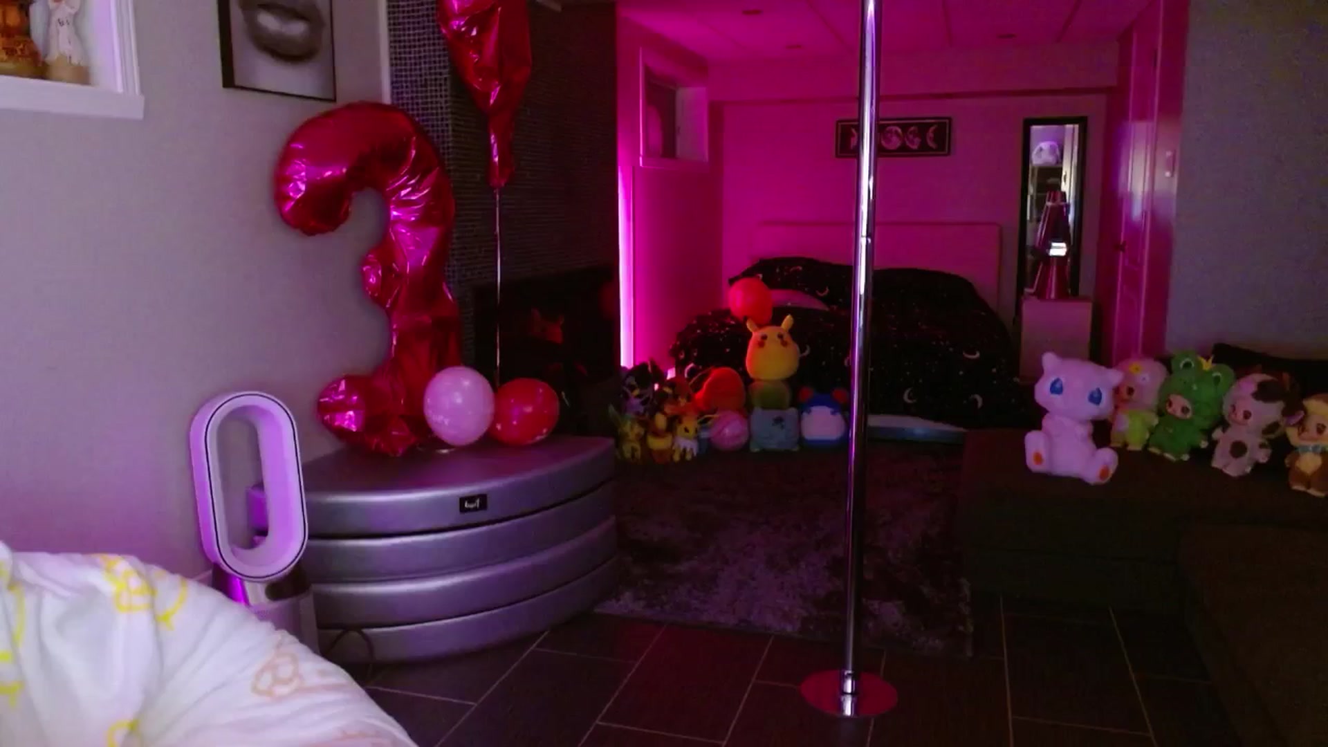 Gallery image thumbnail from Serafina's myfreecams stream on, 09/20/2025, 05:06 image 8 of 20