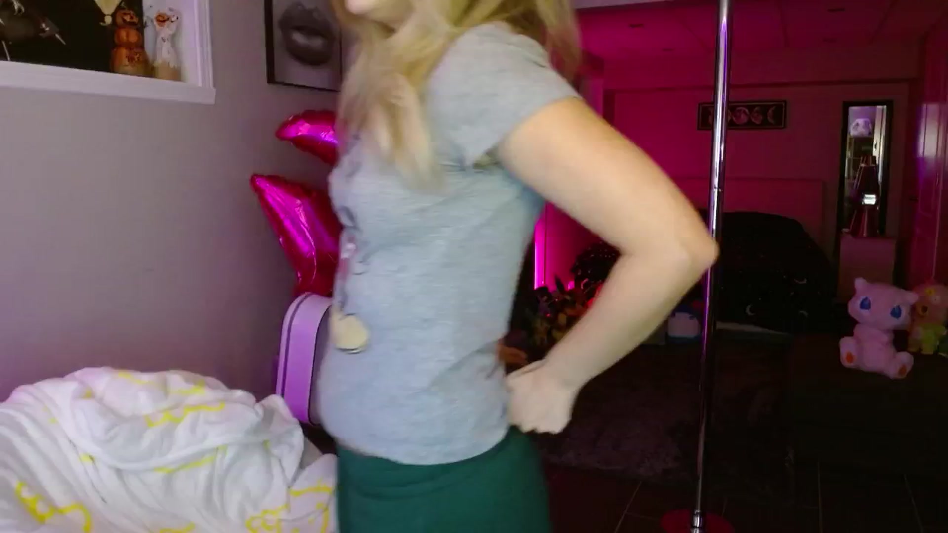 Gallery image thumbnail from Serafina's myfreecams stream on, 09/22/2025, 04:16 image 9 of 20