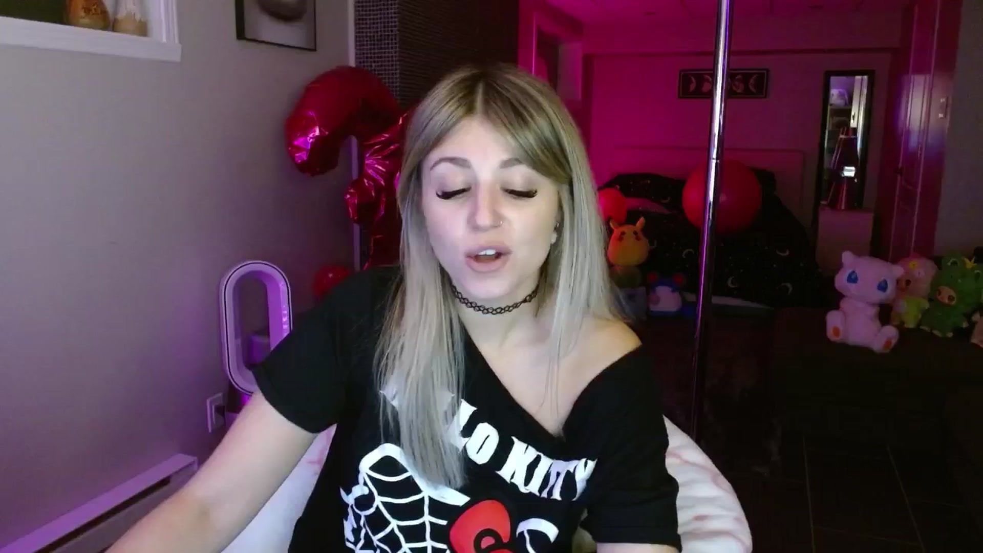 Gallery image thumbnail from Serafina's myfreecams stream on, 09/25/2025, 06:16 image 2 of 20