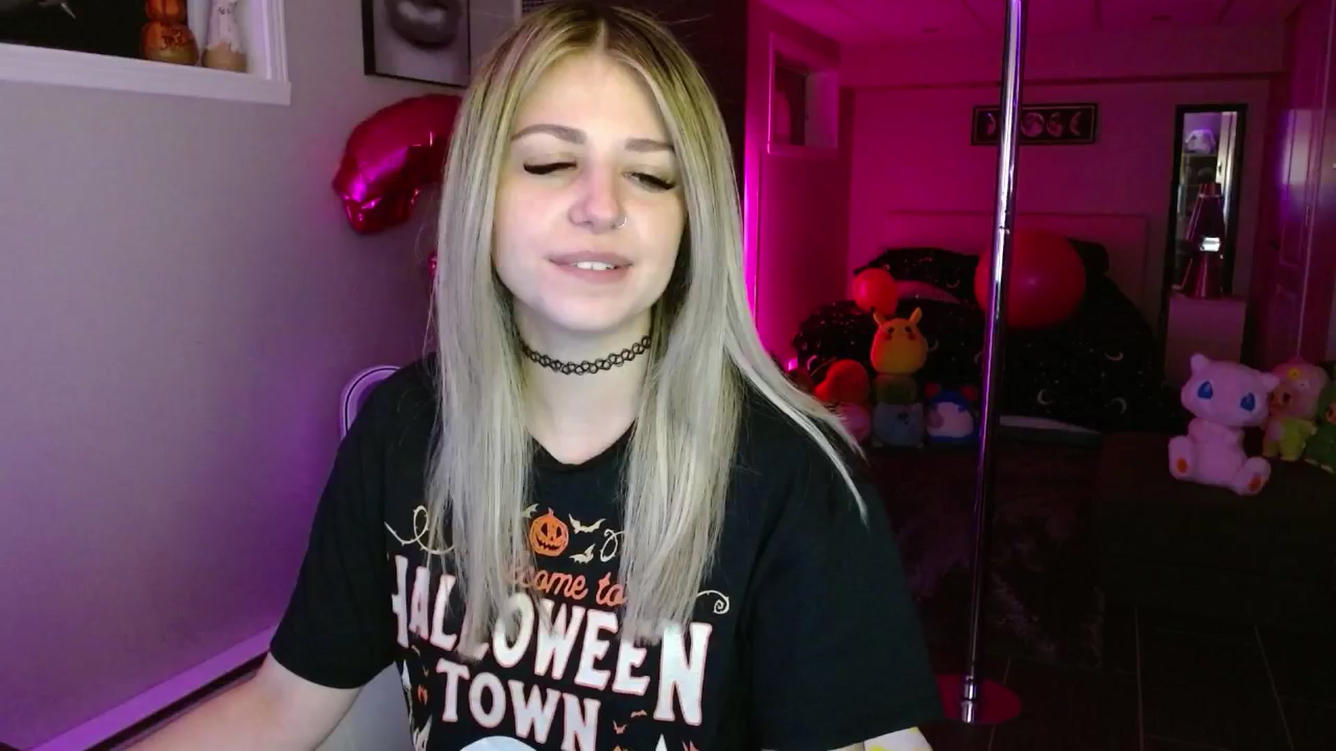 Gallery image thumbnail from Serafina's myfreecams stream on, 09/27/2025, 03:57 image 5 of 20