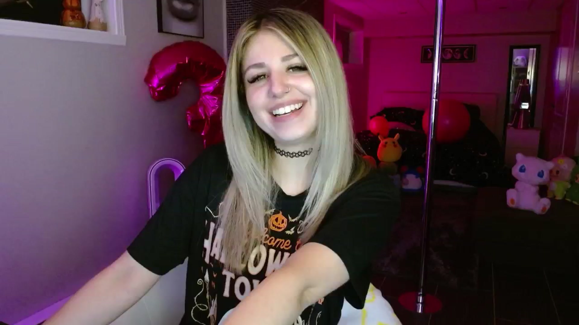 Gallery image thumbnail from Serafina's myfreecams stream on, 09/27/2025, 03:57 image 11 of 20
