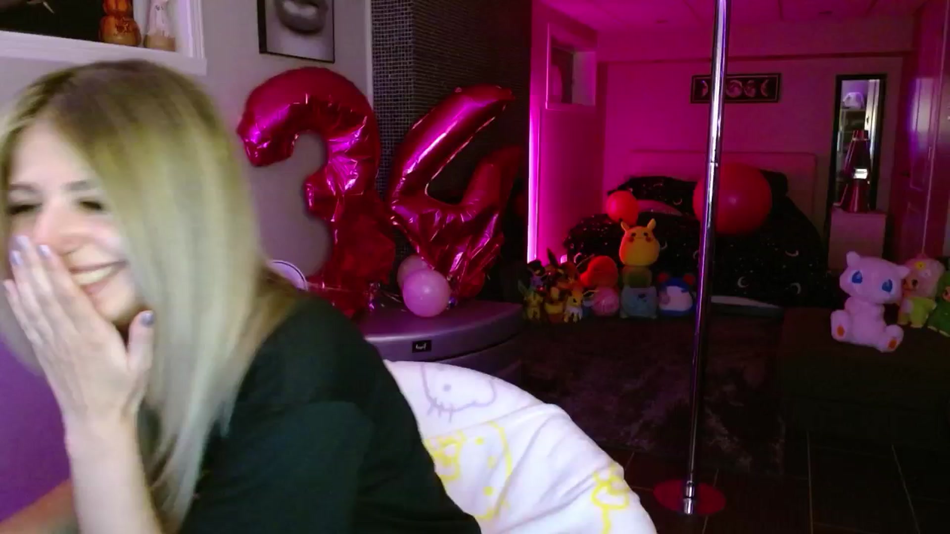 Gallery image thumbnail from Serafina's myfreecams stream on, 09/27/2025, 03:57 image 18 of 20