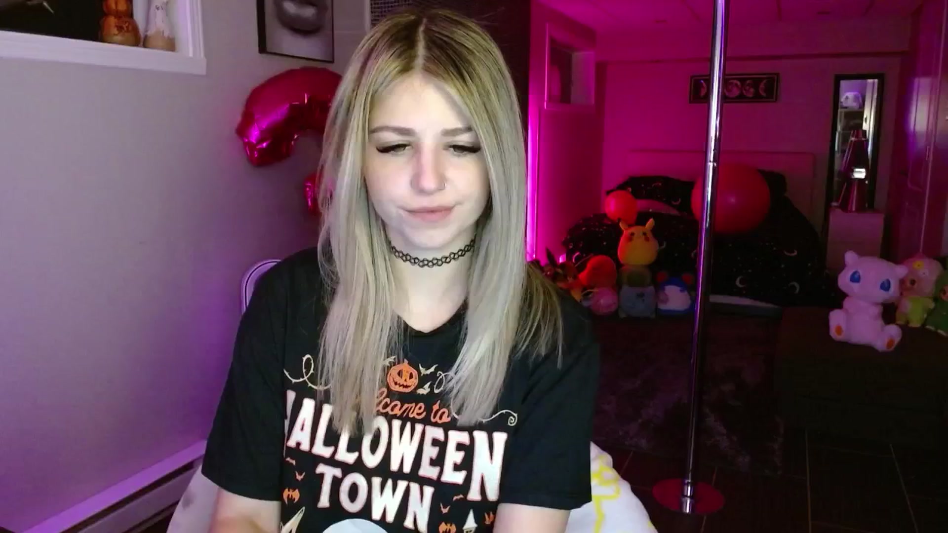 Gallery image thumbnail from Serafina's myfreecams stream on, 09/27/2025, 03:57 image 13 of 20