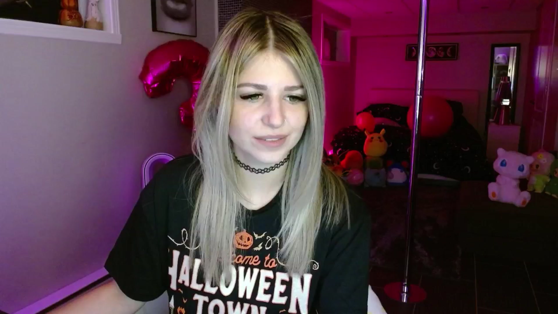 Gallery image thumbnail from Serafina's myfreecams stream on, 09/27/2025, 03:57 image 17 of 20