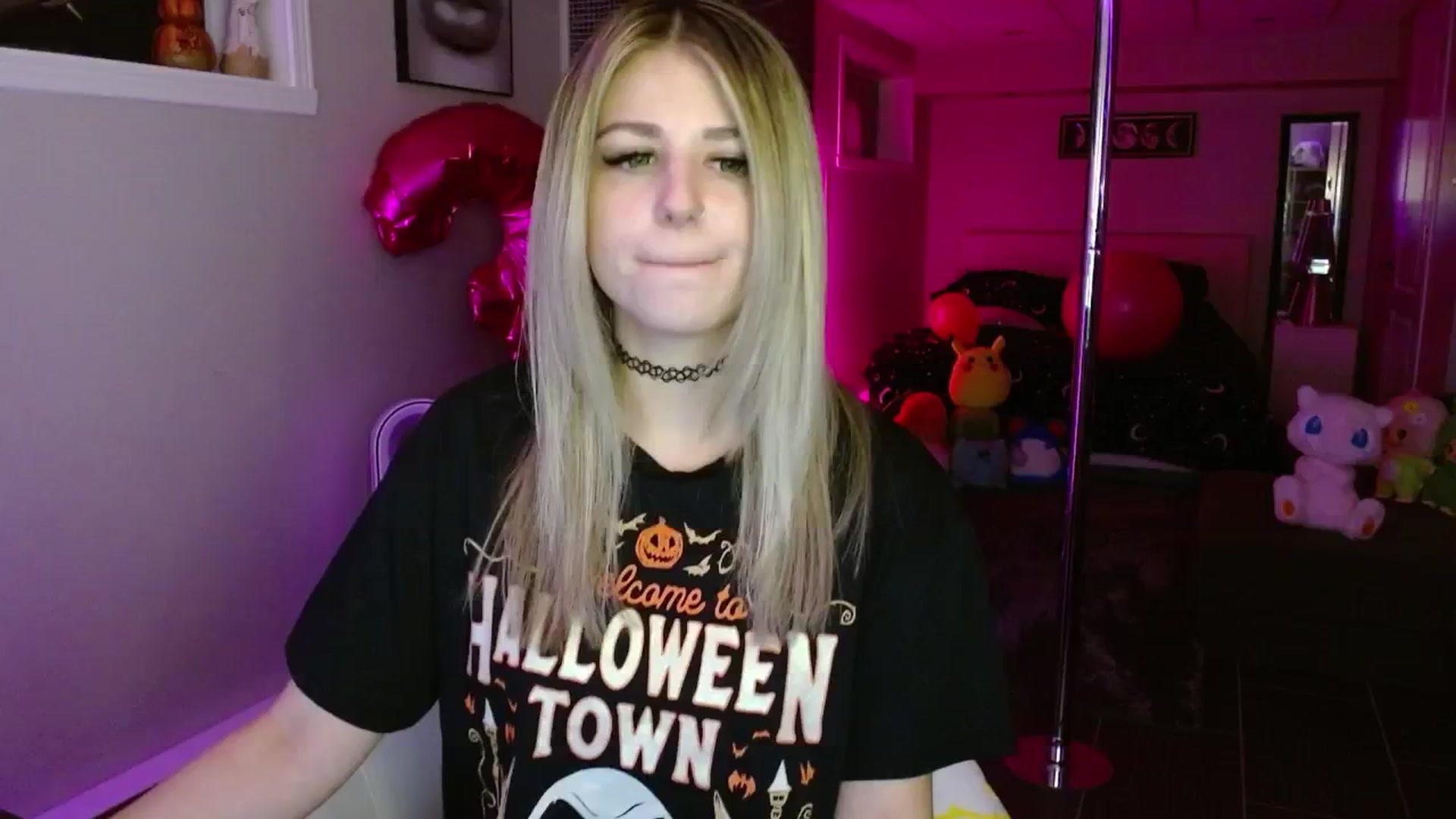 Gallery image thumbnail from Serafina's myfreecams stream on, 09/27/2025, 03:57 image 7 of 20