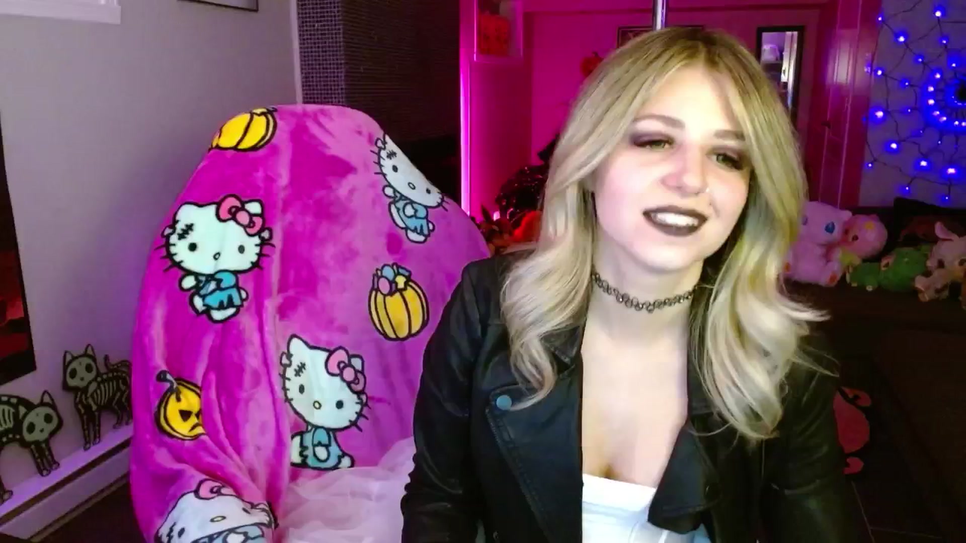 Gallery image thumbnail from Serafina's myfreecams stream on, 10/02/2025, 03:42 image 16 of 20