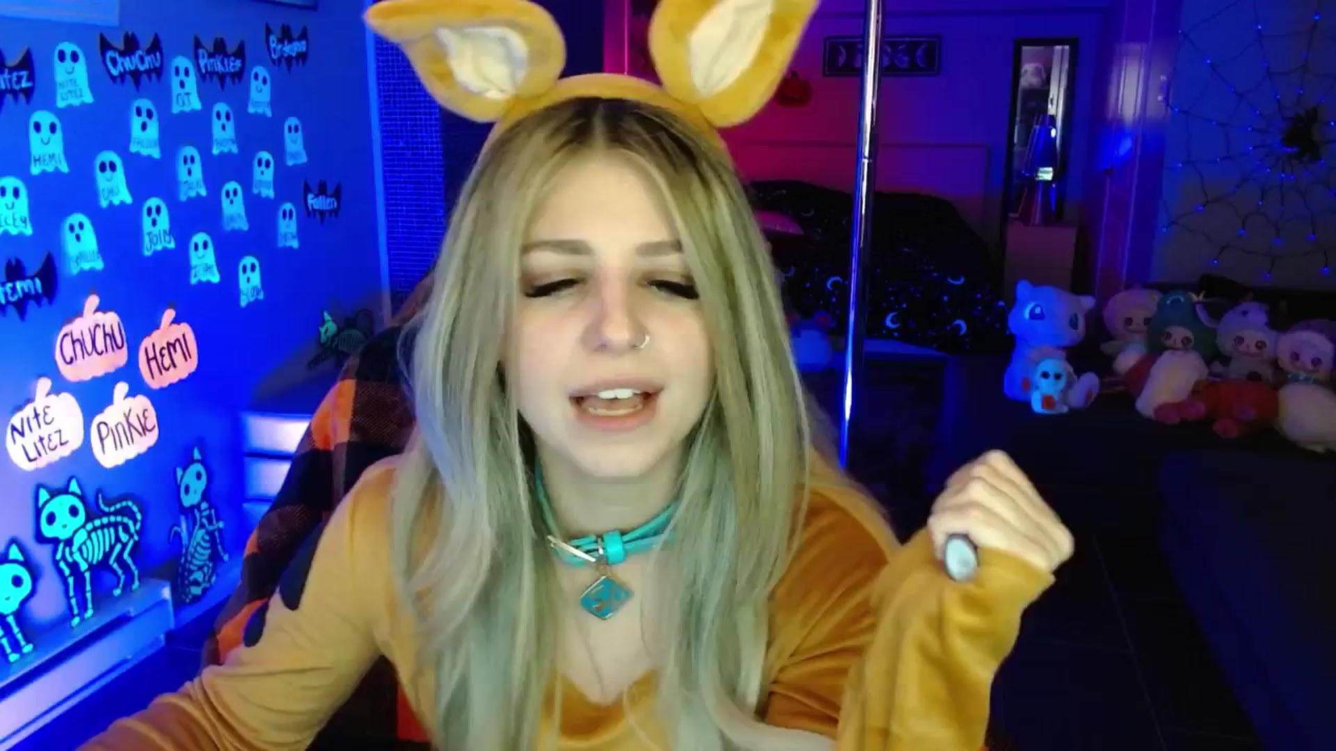 Gallery image thumbnail from Serafina's myfreecams stream on, 10/13/2025, 05:10 image 18 of 20